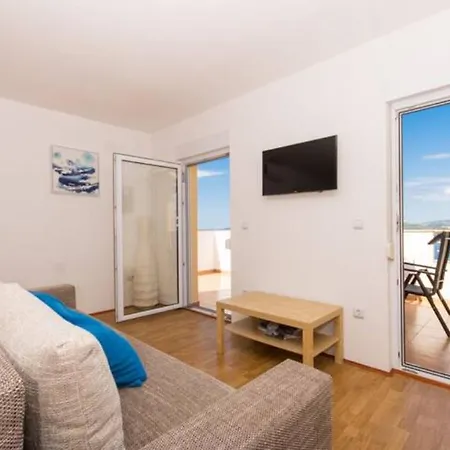 Apartmani Suker דירה טרוגיר