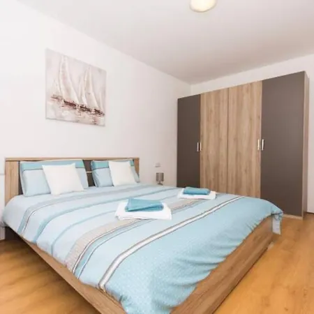 Apartmani Suker *